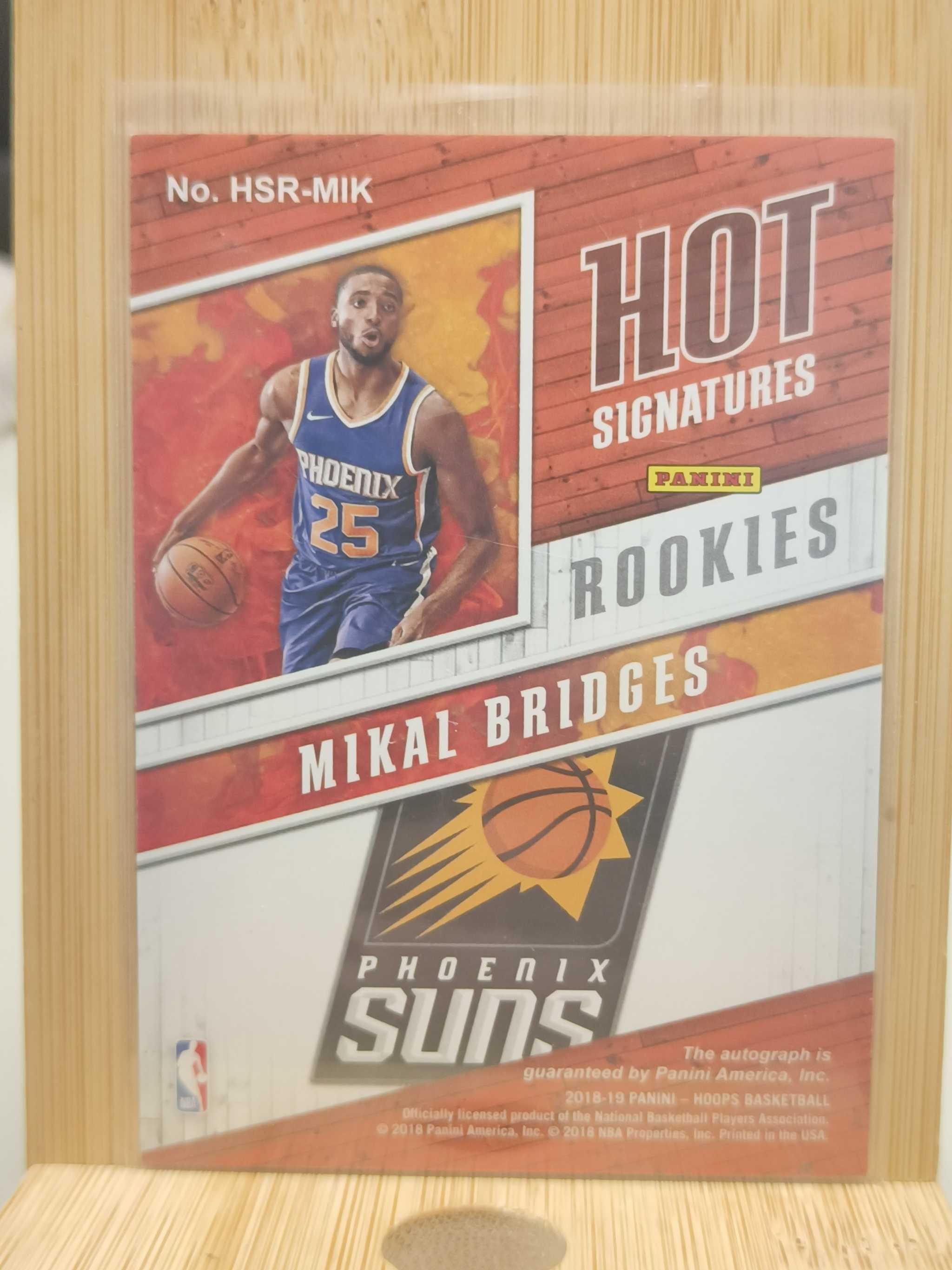 2018-19 Panini NBA Hoops MIKAL BRIDGES Hot Signatures Rookies RC Auto #HSR-MB