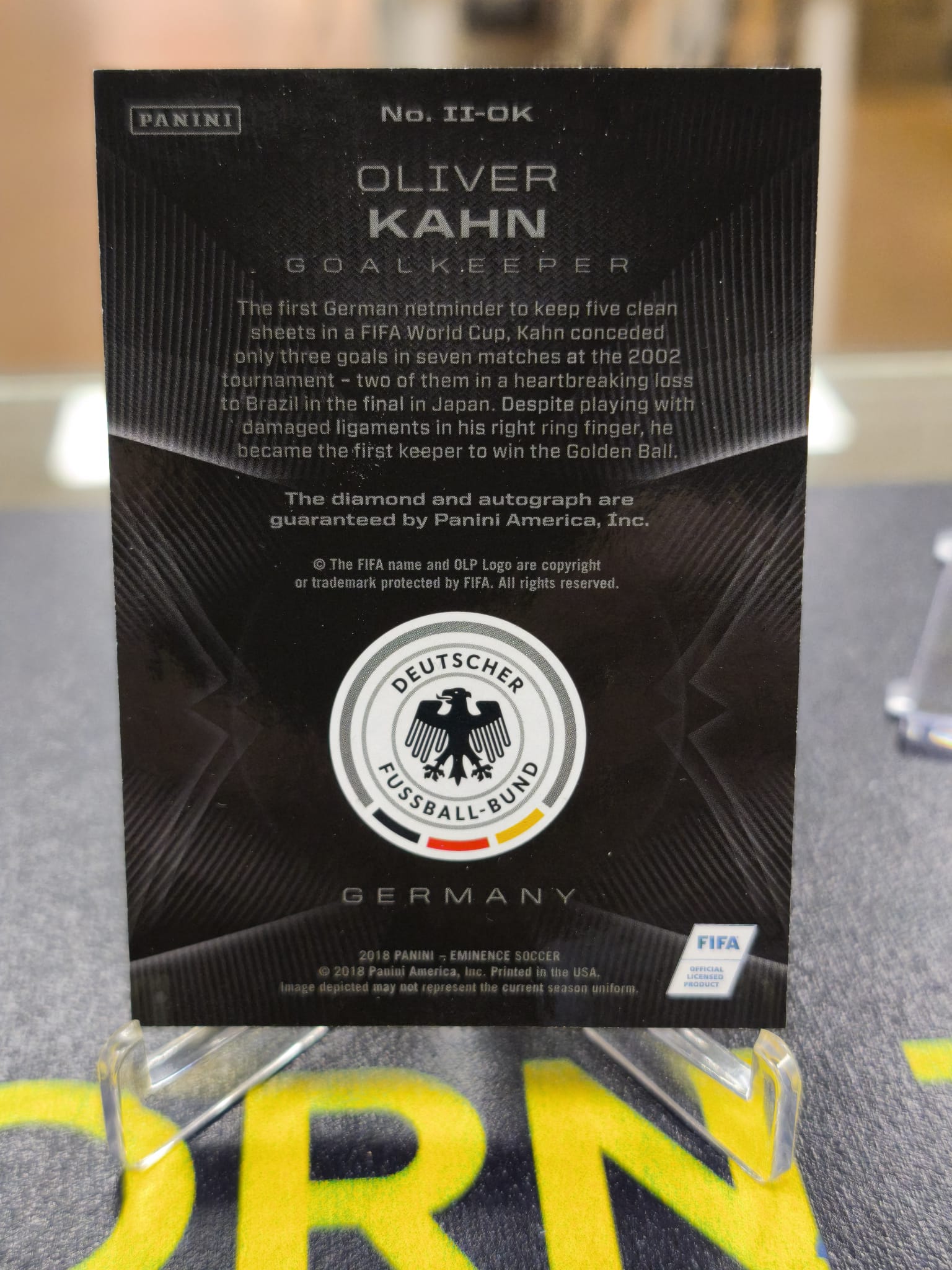 2018 Panini Eminence International Icons Oliver Kahn /10 on card auto
